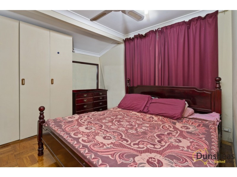 1/9 Evelyn Street, Macquarie Fields NSW 2564