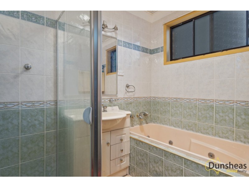 1/9 Evelyn Street, Macquarie Fields NSW 2564
