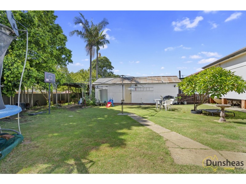 86 Carlisle Street, Ingleburn NSW 2565