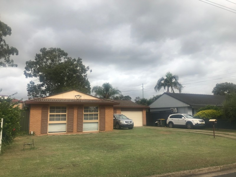 3 Koala Ave, Ingleburn NSW 2565