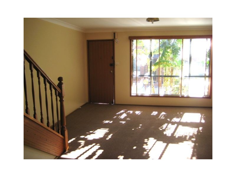 10/7  Shrike Place, Ingleburn NSW 2565