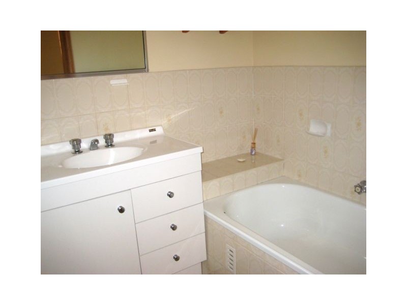 10/7  Shrike Place, Ingleburn NSW 2565