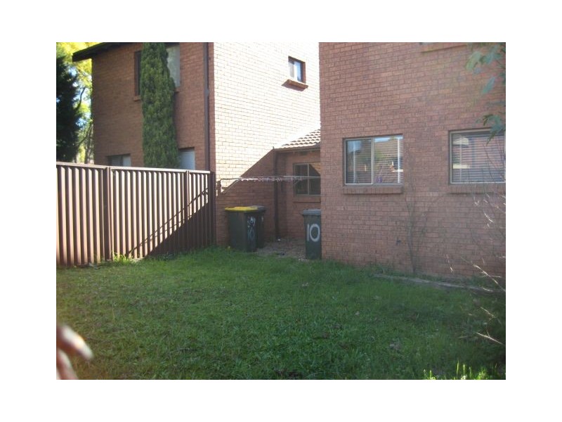 10/7  Shrike Place, Ingleburn NSW 2565