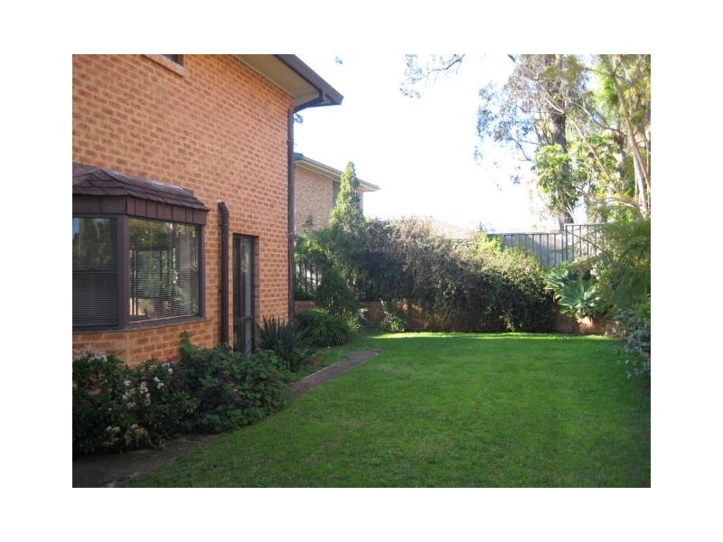 15 Renault Place, Ingleburn NSW 2565