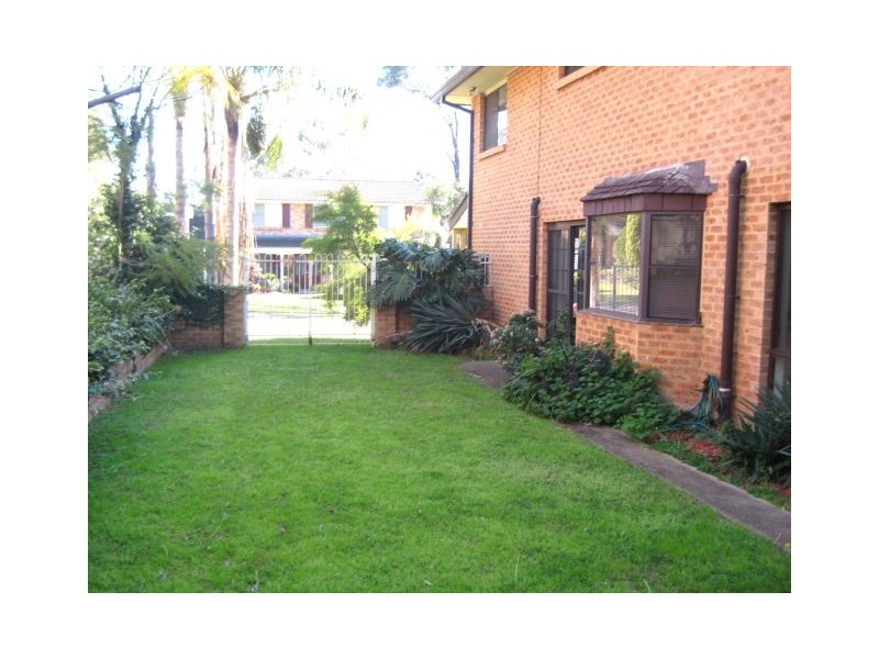 15 Renault Place, Ingleburn NSW 2565