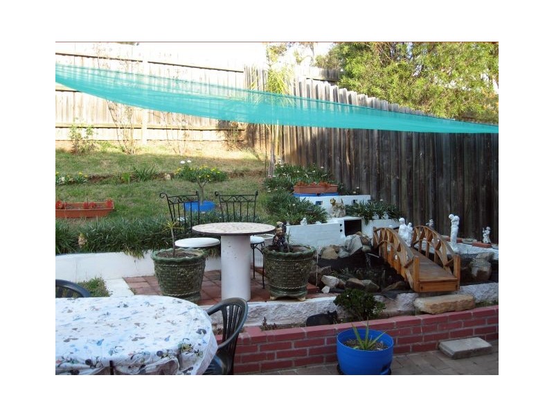 18/6 Jacquinot Place, Glenfield NSW 2167