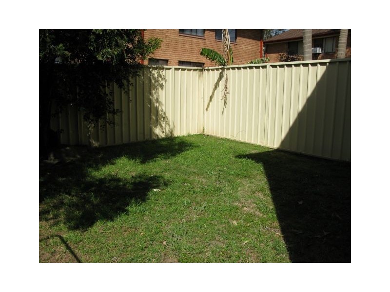 Macquarie Fields NSW 2564