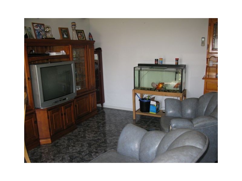 8 Milparinka Close, Hoxton Park NSW 2171