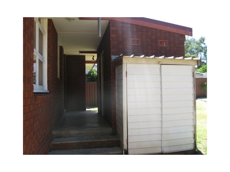 7 Argyle Place, Macquarie Fields NSW 2564