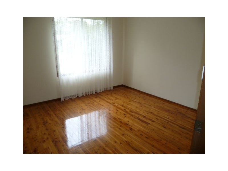 Macquarie Fields NSW 2564