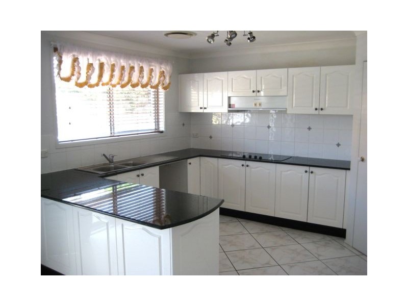 31 Lord Castlereagh Circuit, Macquarie Links NSW 2565