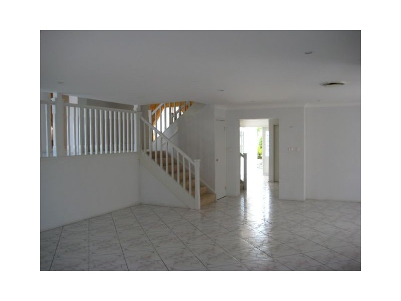 31 Lord Castlereagh Circuit, Macquarie Links NSW 2565