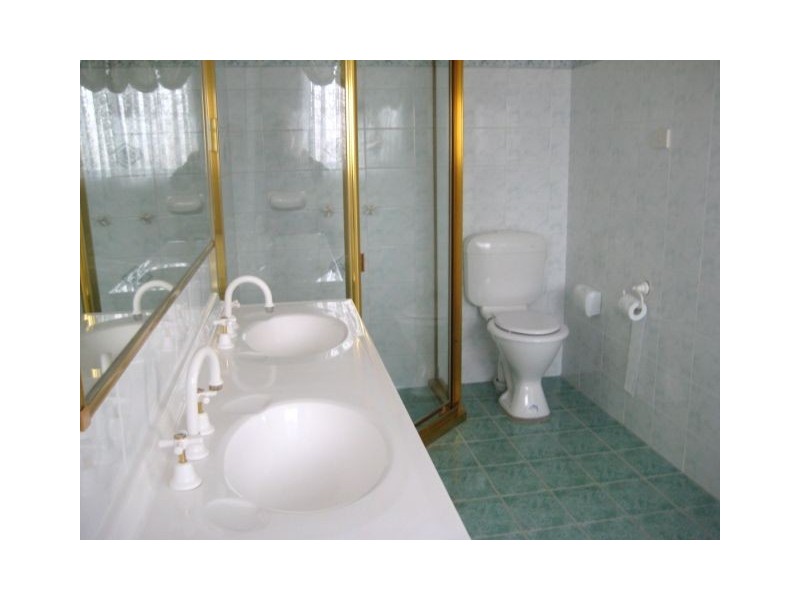 31 Lord Castlereagh Circuit, Macquarie Links NSW 2565