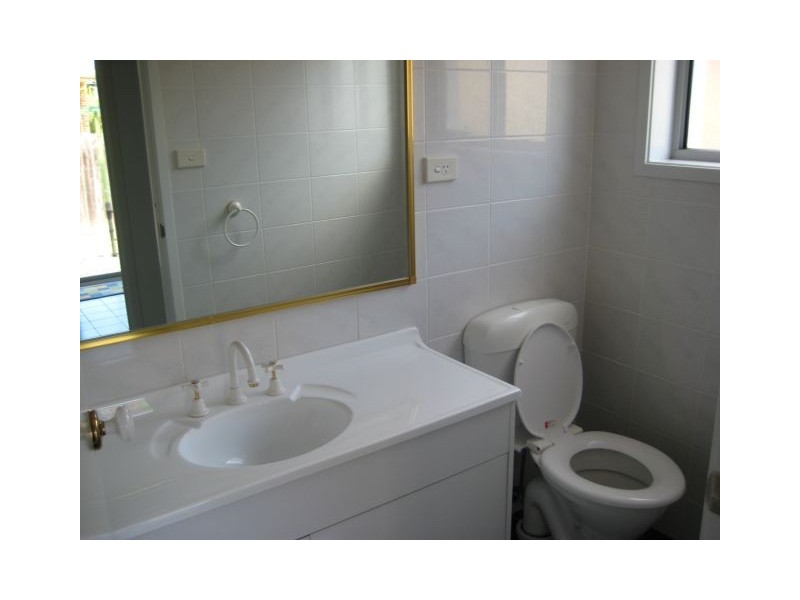 31 Lord Castlereagh Circuit, Macquarie Links NSW 2565