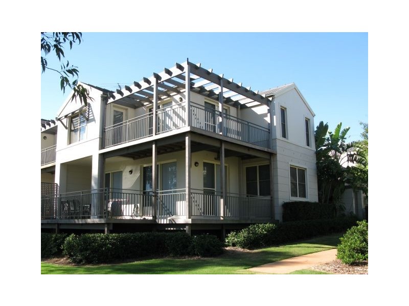 13 Jane Jarvis, Macquarie Links NSW 2565