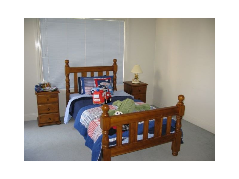 13 Jane Jarvis, Macquarie Links NSW 2565