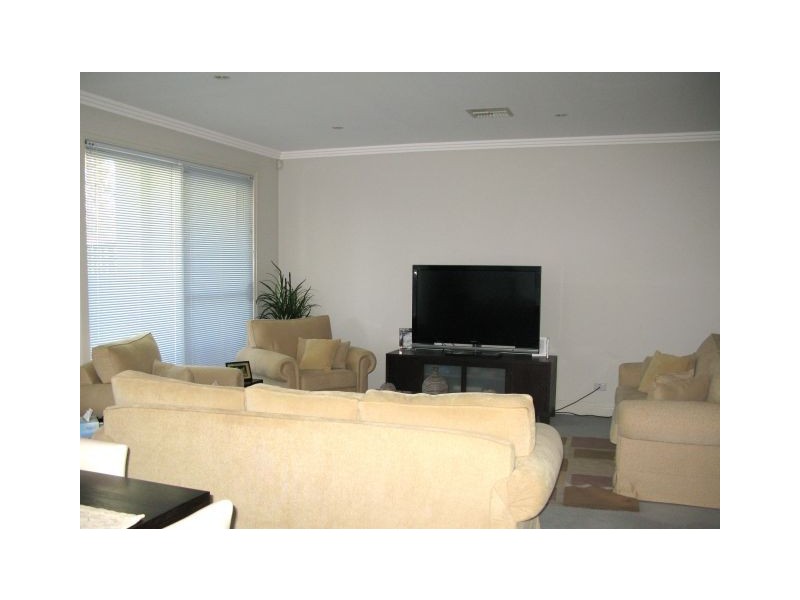 13 Jane Jarvis, Macquarie Links NSW 2565