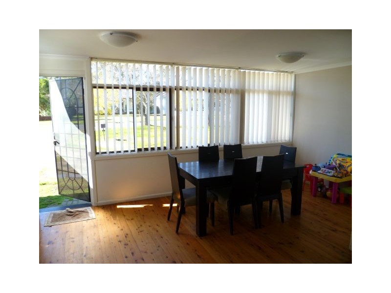 Macquarie Fields NSW 2564