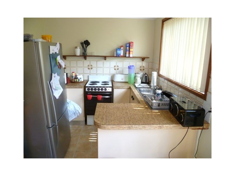 2/11 Arbroath Place, St Andrews NSW 2566