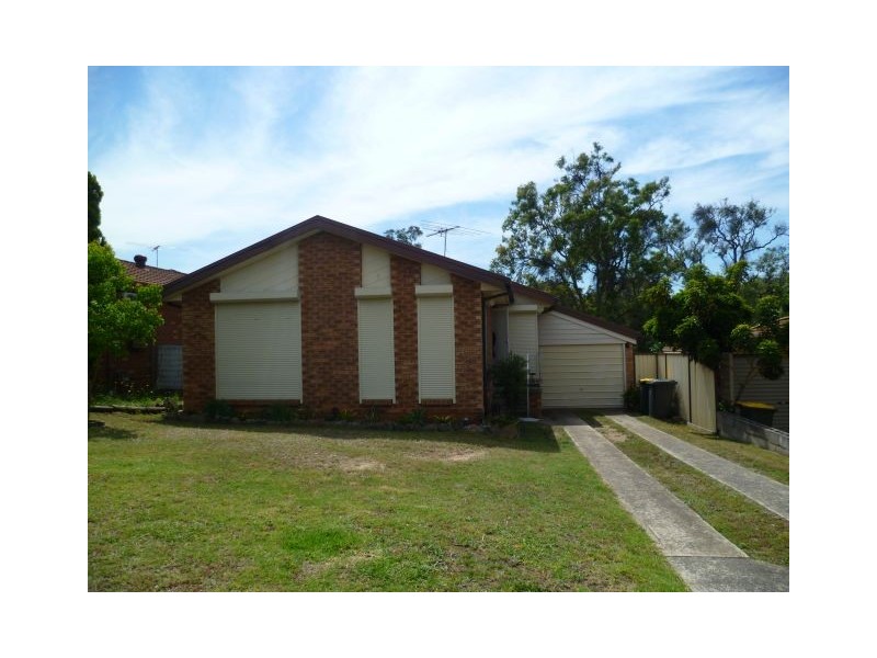 7 Madang Place, Glenfield NSW 2167