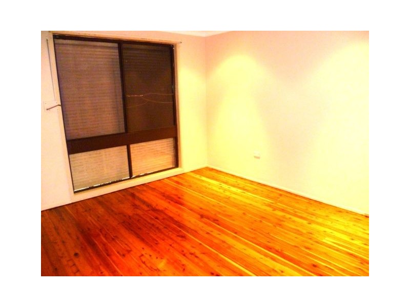 7 Madang Place, Glenfield NSW 2167