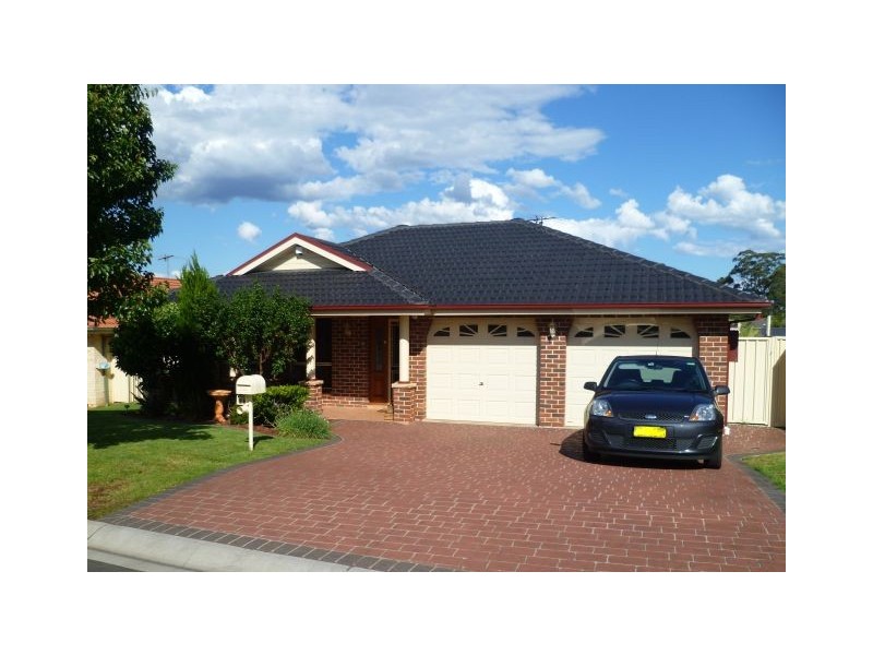 14 Soliano Crescent, Gilead NSW 2560