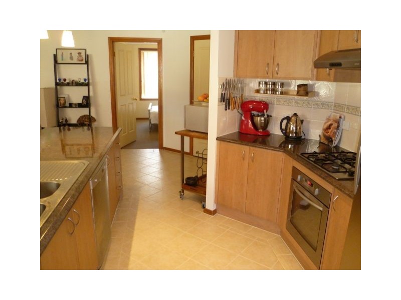 14 Soliano Crescent, Gilead NSW 2560