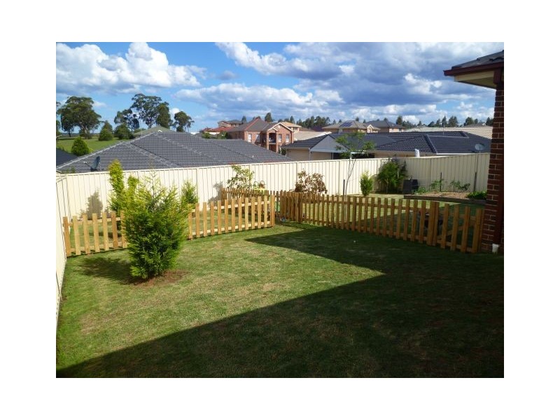 14 Soliano Crescent, Gilead NSW 2560