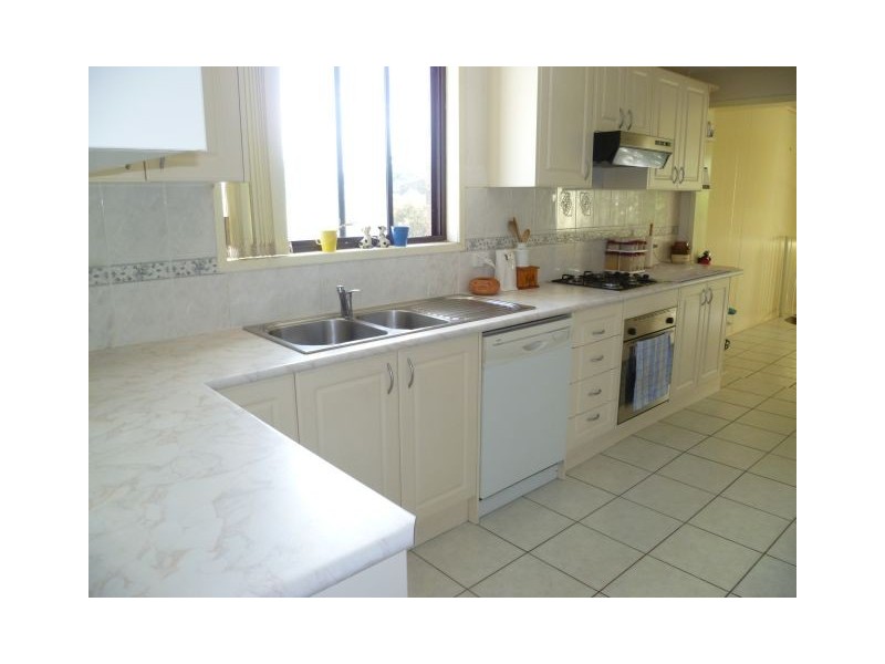 226 Eagleview Road, Minto NSW 2566