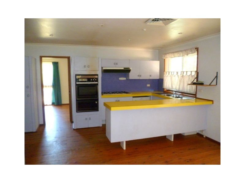 Macquarie Fields NSW 2564