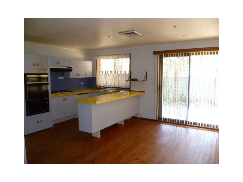 Macquarie Fields NSW 2564