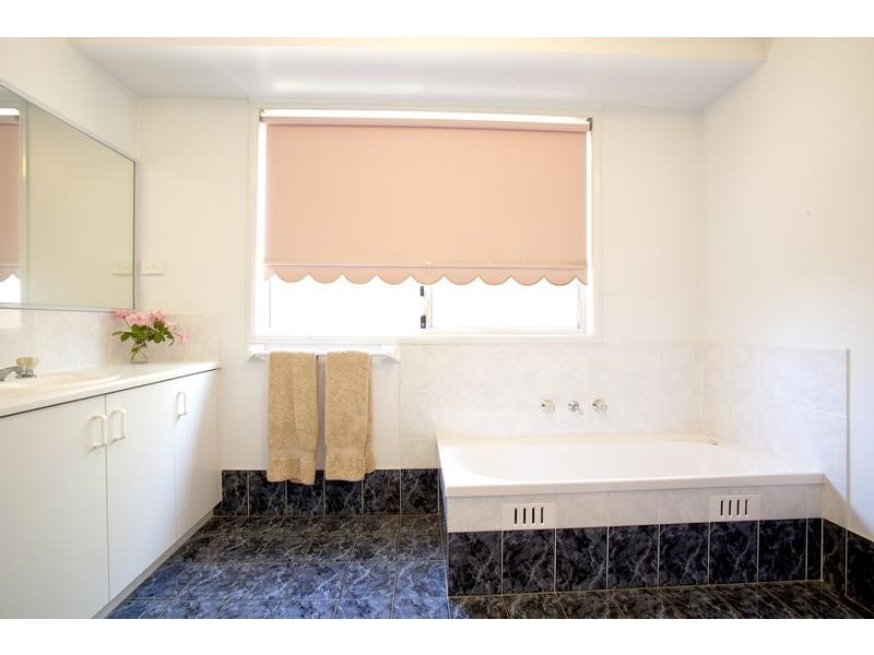 5b Tobruk Road, Narellan Vale NSW 2567