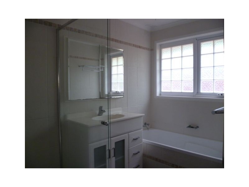 Macquarie Fields NSW 2564