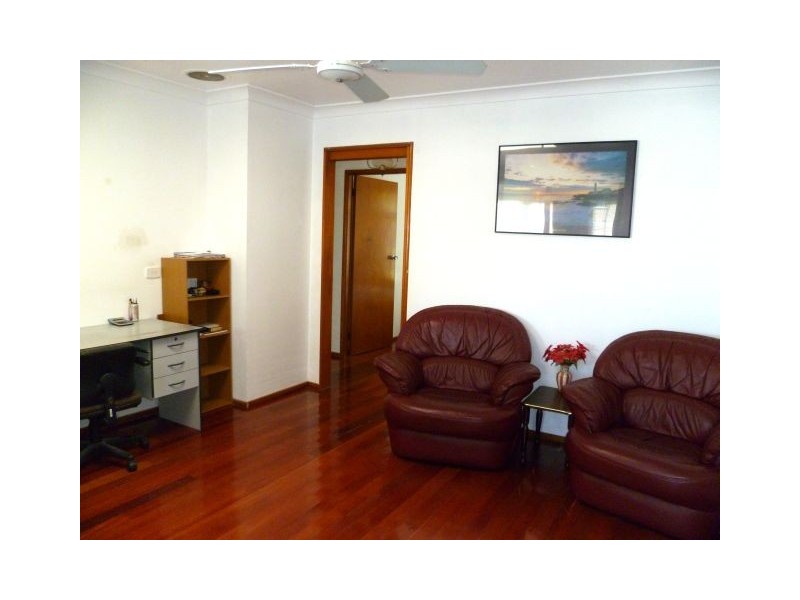 Glenfield NSW 2167