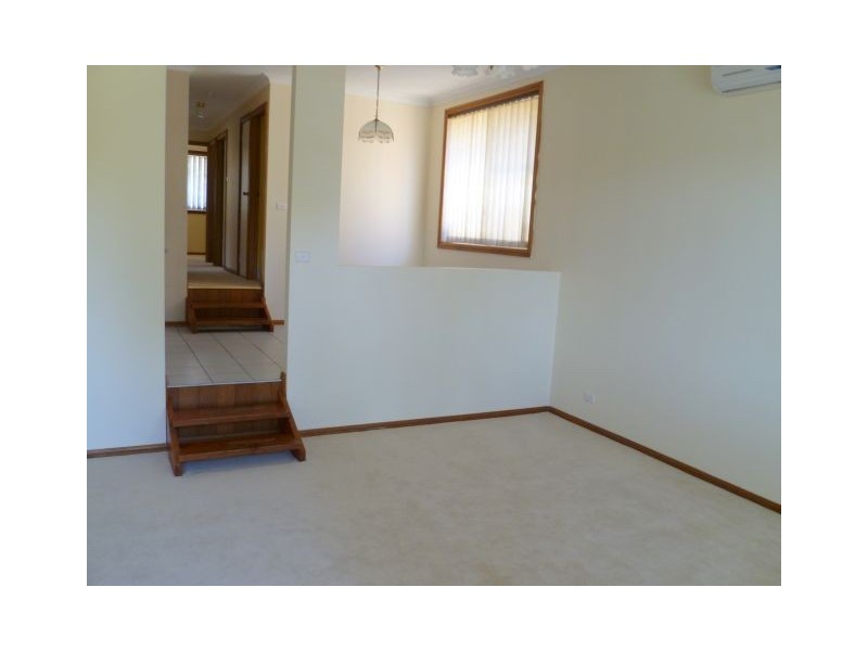 1/40 Randall Ave, Minto NSW 2566