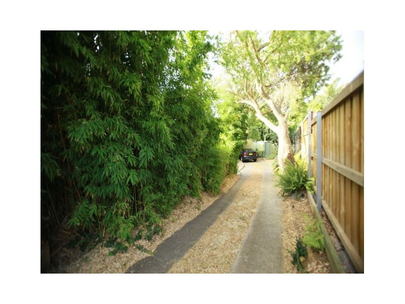 12 Hazel Place, Ingleburn NSW 2565