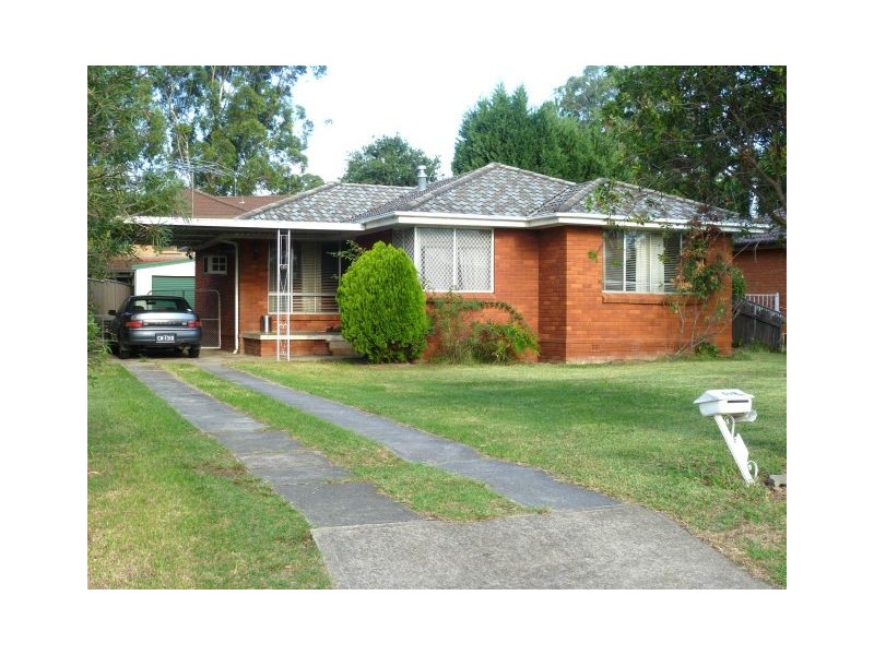 102 Kent Street, Minto NSW 2566
