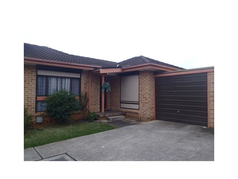 11/65 Fuchsia Crescent, Macquarie Fields NSW 2564