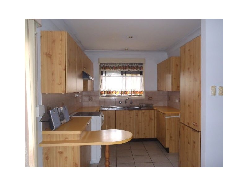 11/65 Fuchsia Crescent, Macquarie Fields NSW 2564