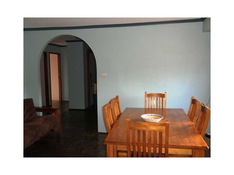 80 Evelyn Street, Macquarie Fields NSW 2564