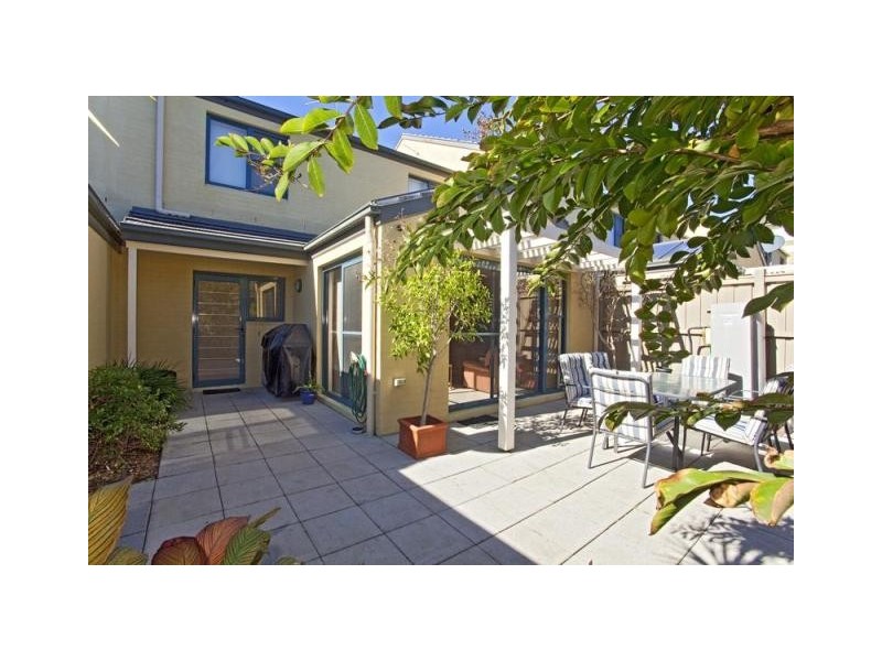 9 Centennial Drive, Campbelltown NSW 2560