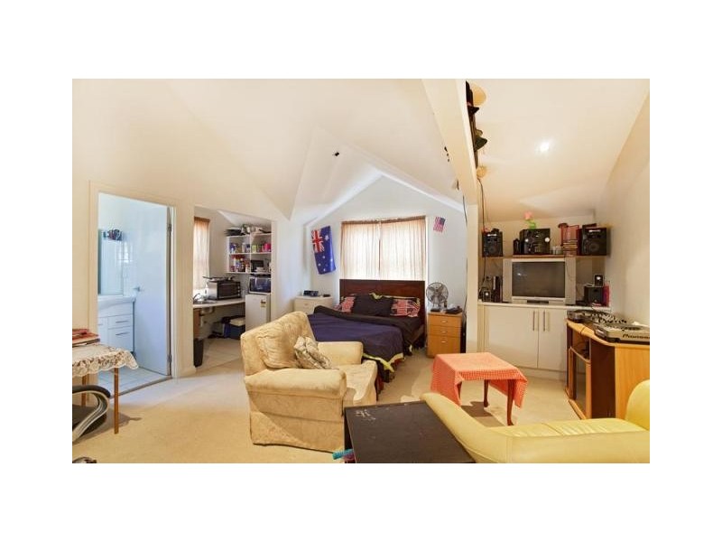 9 Centennial Drive, Campbelltown NSW 2560