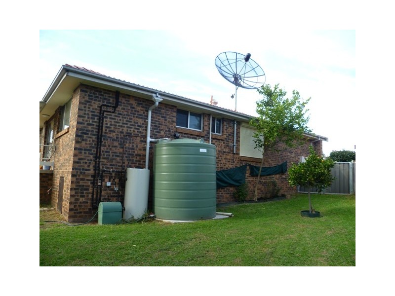 15 Kitava Place, Glenfield NSW 2167