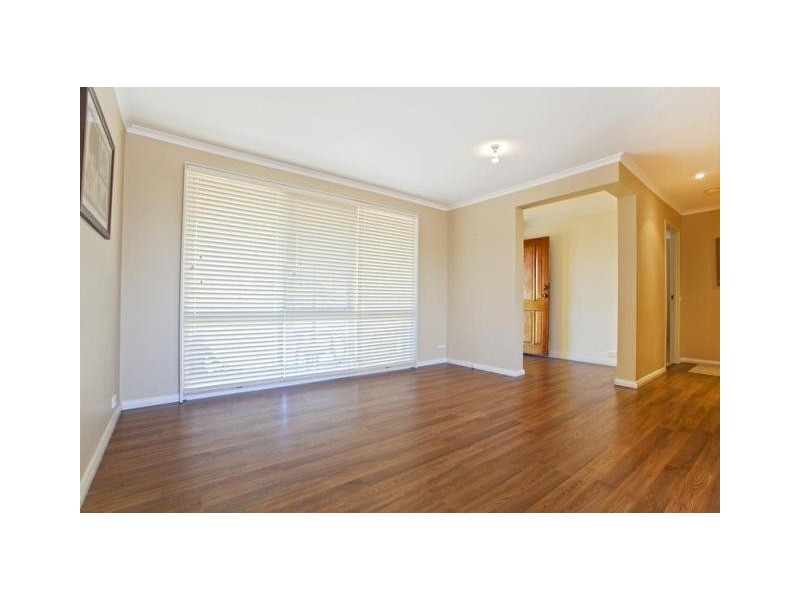 55 Midlothian Rd, St Andrews NSW 2566