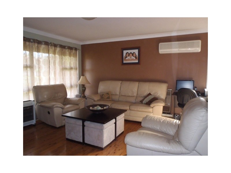 52 Alice Street, Macquarie Fields NSW 2564
