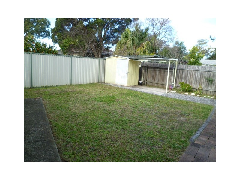 40 Wattle Avenue, Macquarie Fields NSW 2564