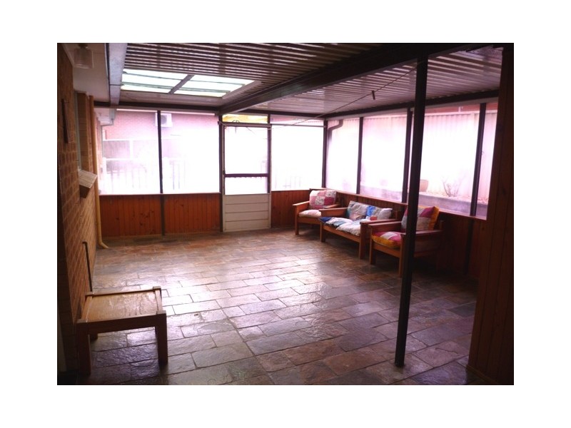 4 Collis Place, Minto NSW 2566