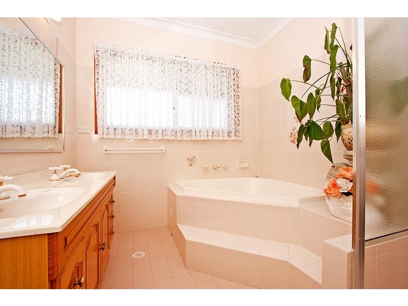 12a Nardoo Street, Ingleburn NSW 2565