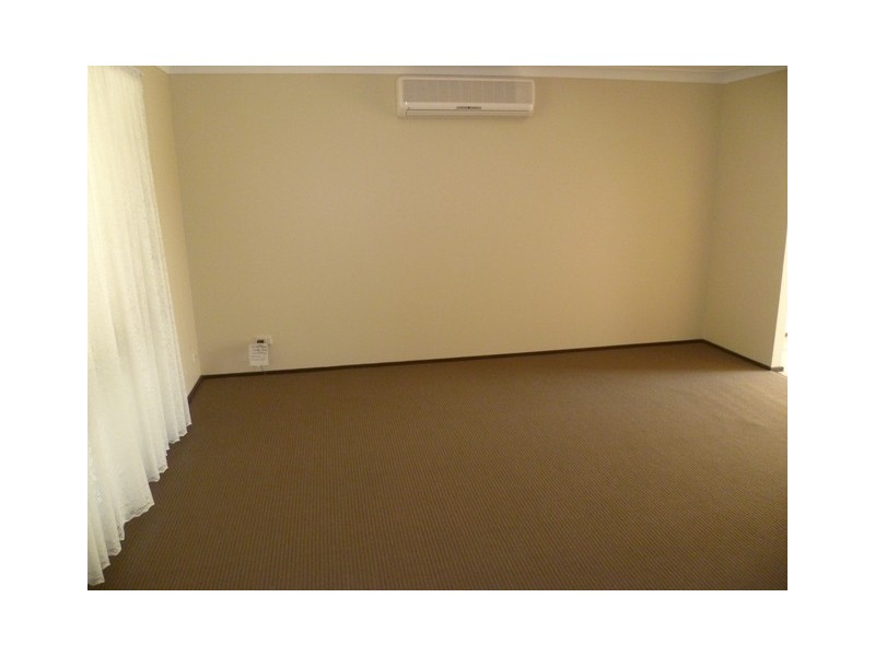 206 Eagleview Road, Minto NSW 2566