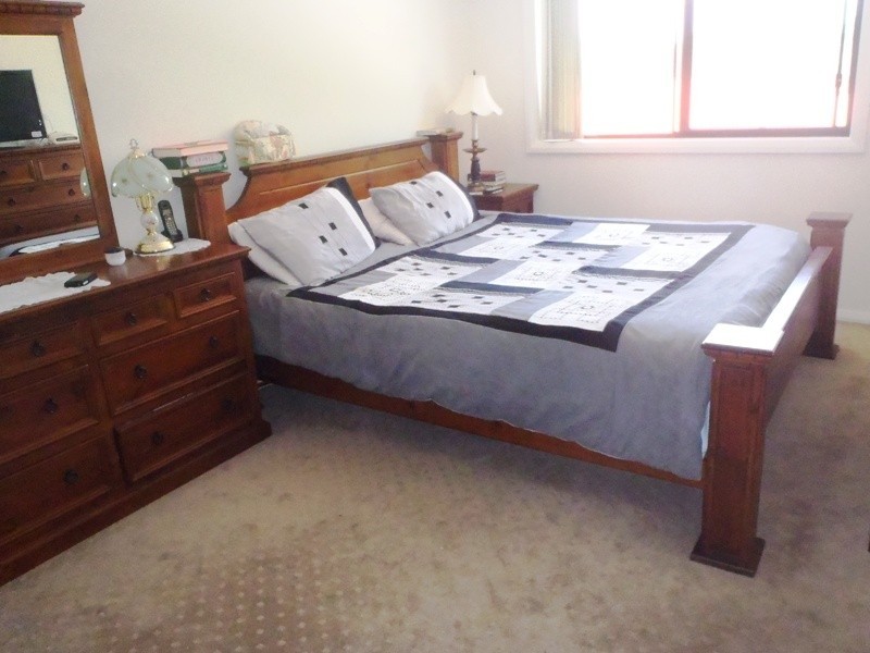 6B Waratah Crescent, Macquarie Fields NSW 2564